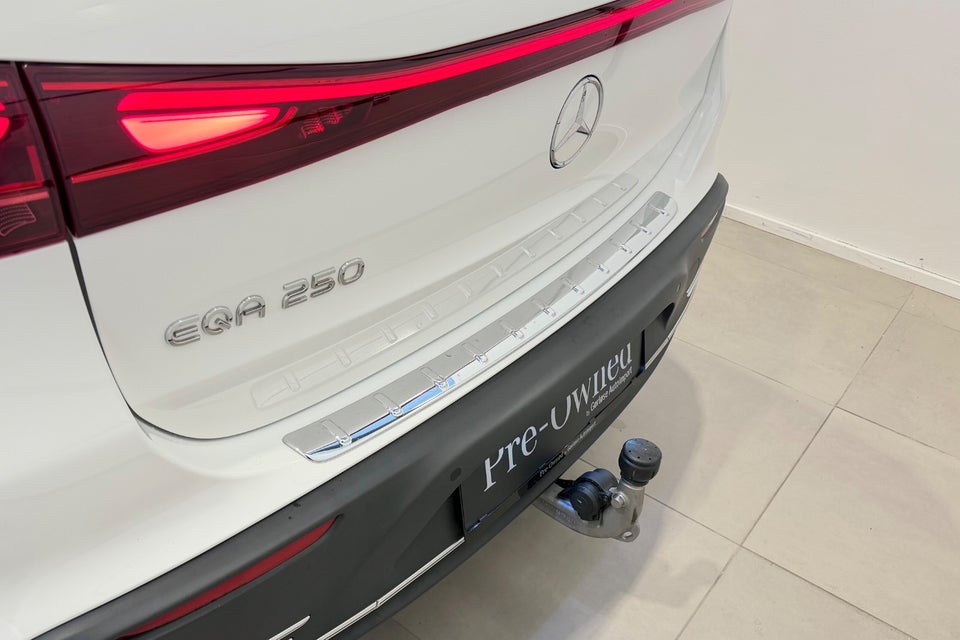 Mercedes EQA250 Progressive 5d