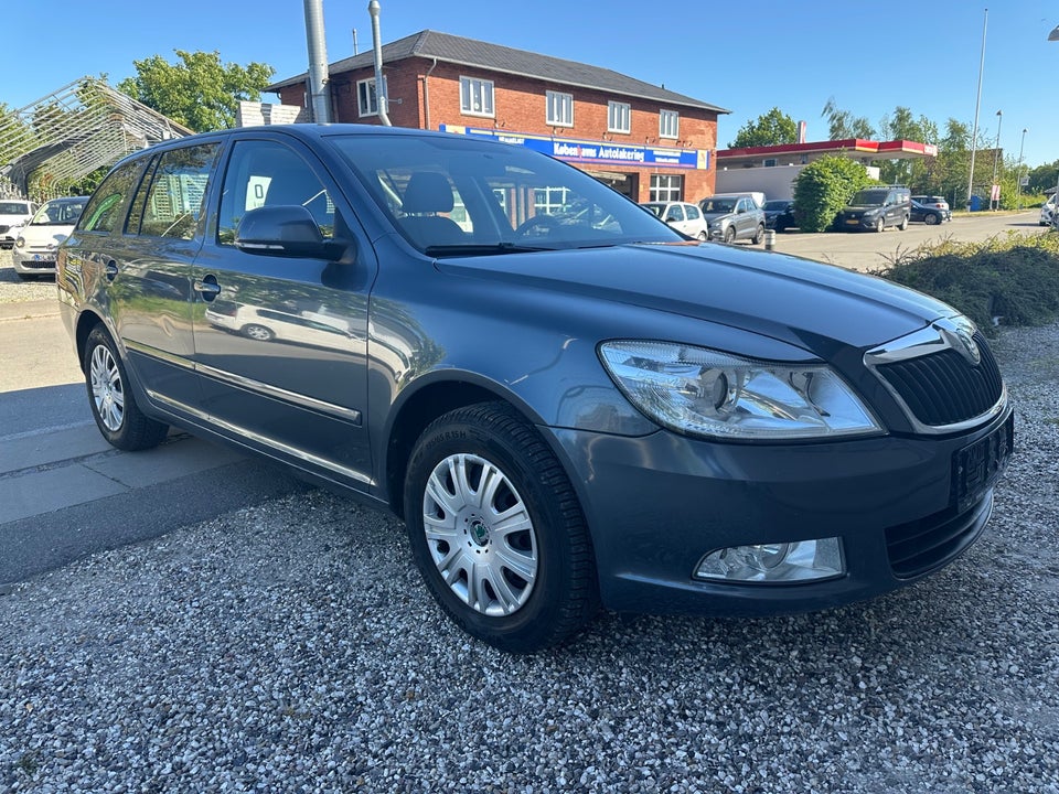 Skoda Octavia 1,2 TSi 105 Ambiente Combi 5d