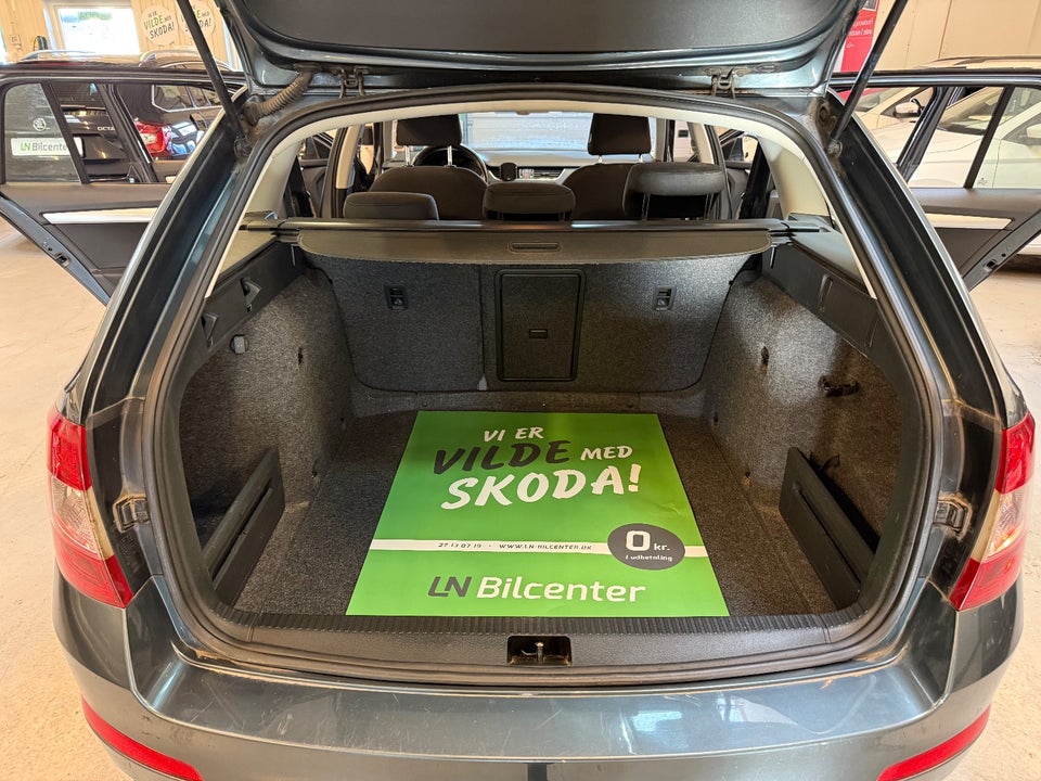 Skoda Octavia 1,4 TSi 140 Elegance Combi DSG 5d