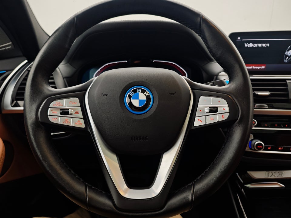 BMW iX3 Charged Plus 5d