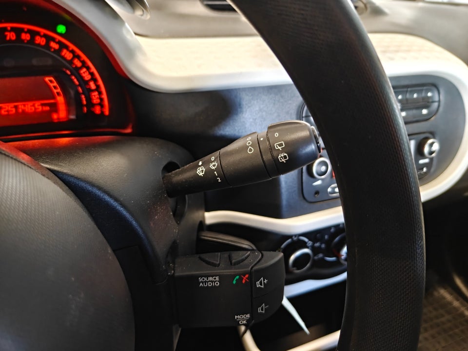 Renault Twingo 1,0 SCe 70 Expression 5d