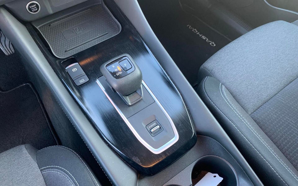 Nissan Qashqai 1,3 mHEV N-Connecta X-tr. 5d