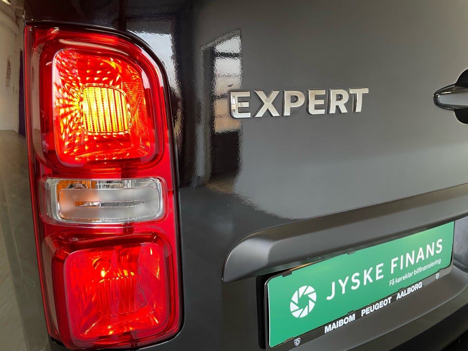 Peugeot Expert 2,0 BlueHDi 120 L2 Premium Van