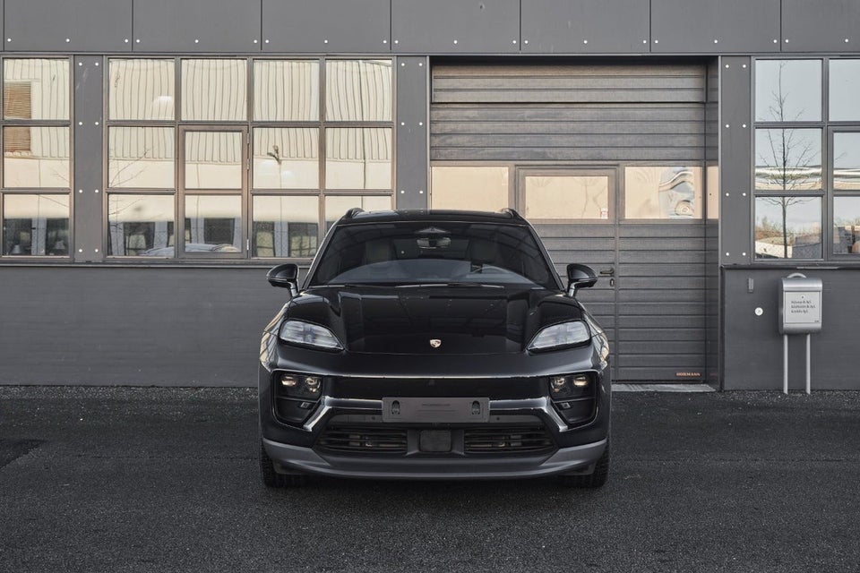 Porsche Macan 4 5d