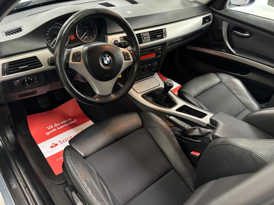 BMW 320d 2,0  4d