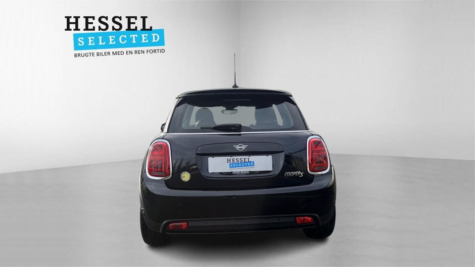 MINI Cooper SE Classic Trim 3d