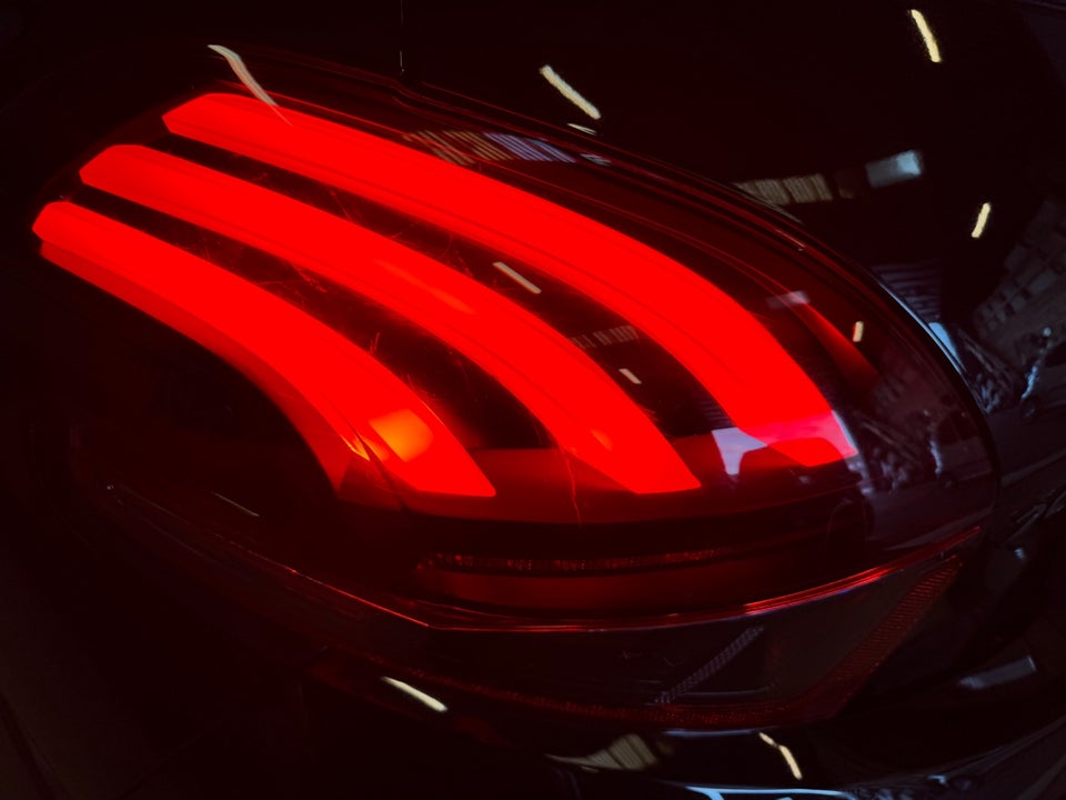 Peugeot 208 1,6 BlueHDi 100 Allure 5d