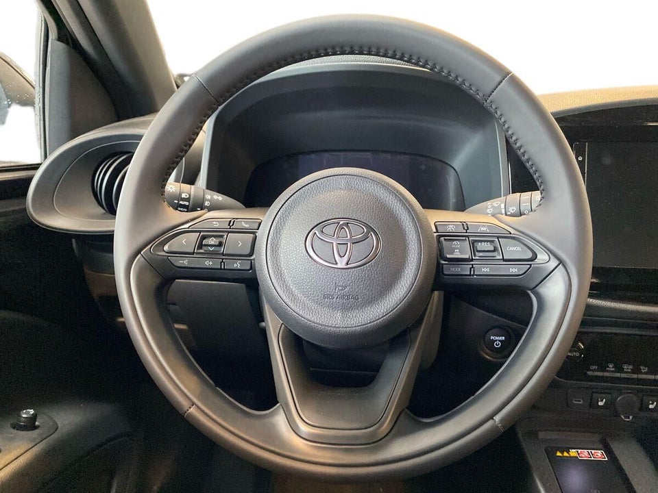 Toyota Aygo X 1,5 Hybrid Play Comfort CVT 5d