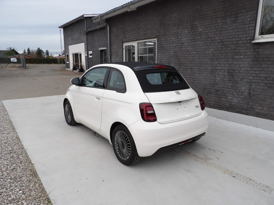 Fiat 500e 42 Icon Pack Cabrio 2d