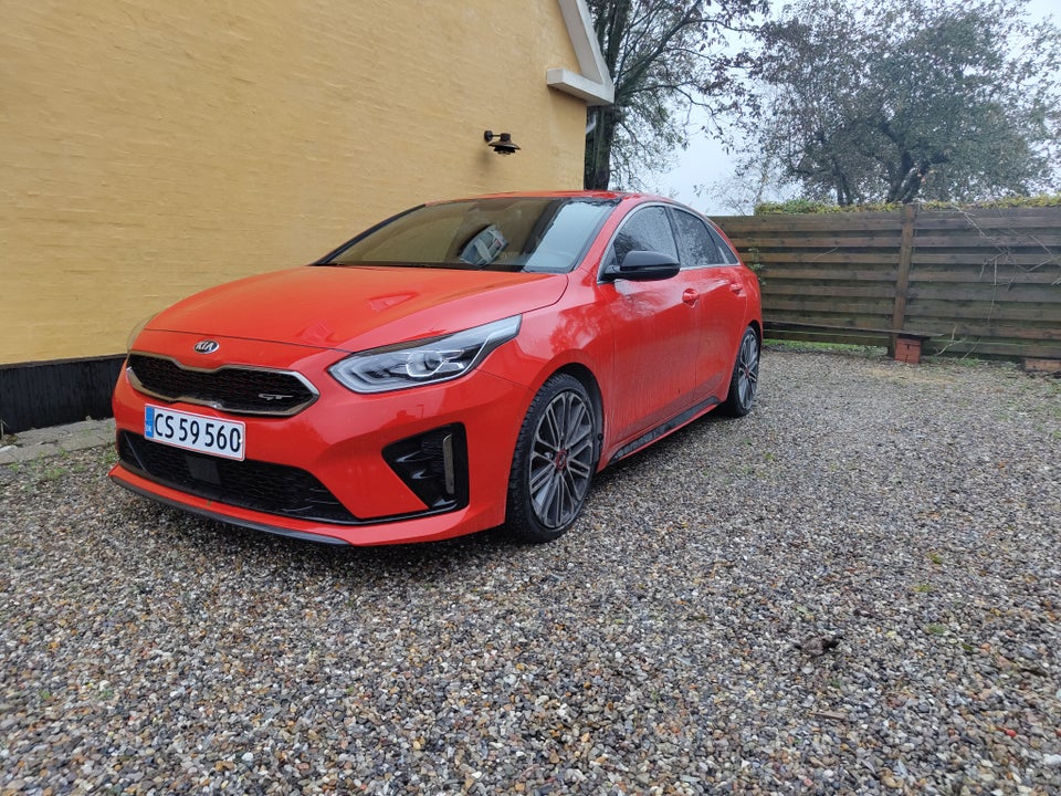 Kia ProCeed 1,6 T-GDi GT DCT 5d