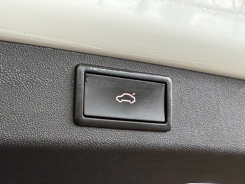 Skoda Enyaq 80 iV Plus Loft 5d