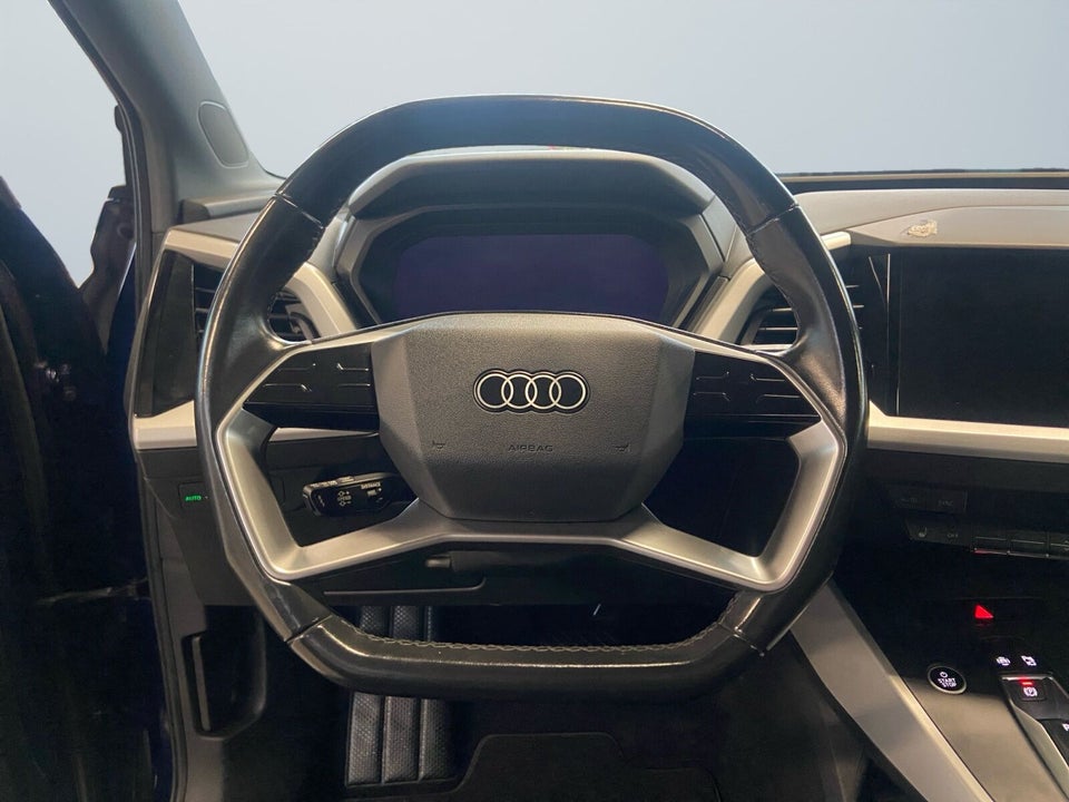 Audi Q4 e-tron 40 Advanced 5d