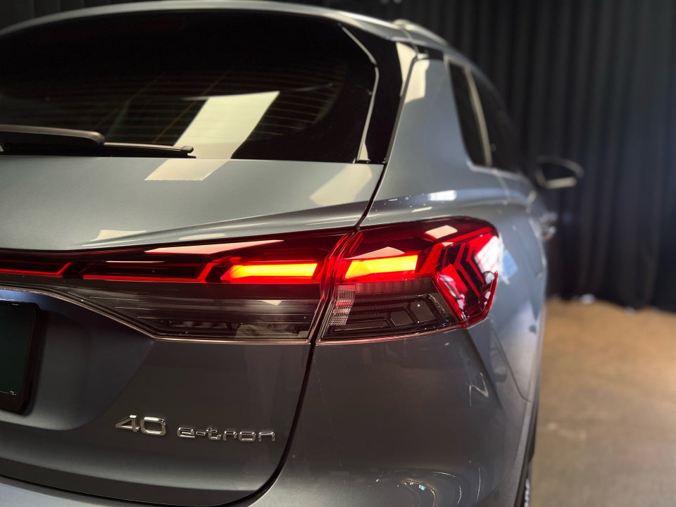 Audi Q4 e-tron 40  5d