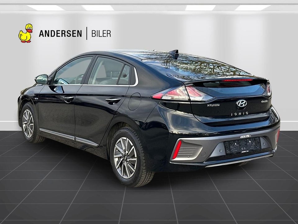 Hyundai Ioniq 40 EV Premium 5d