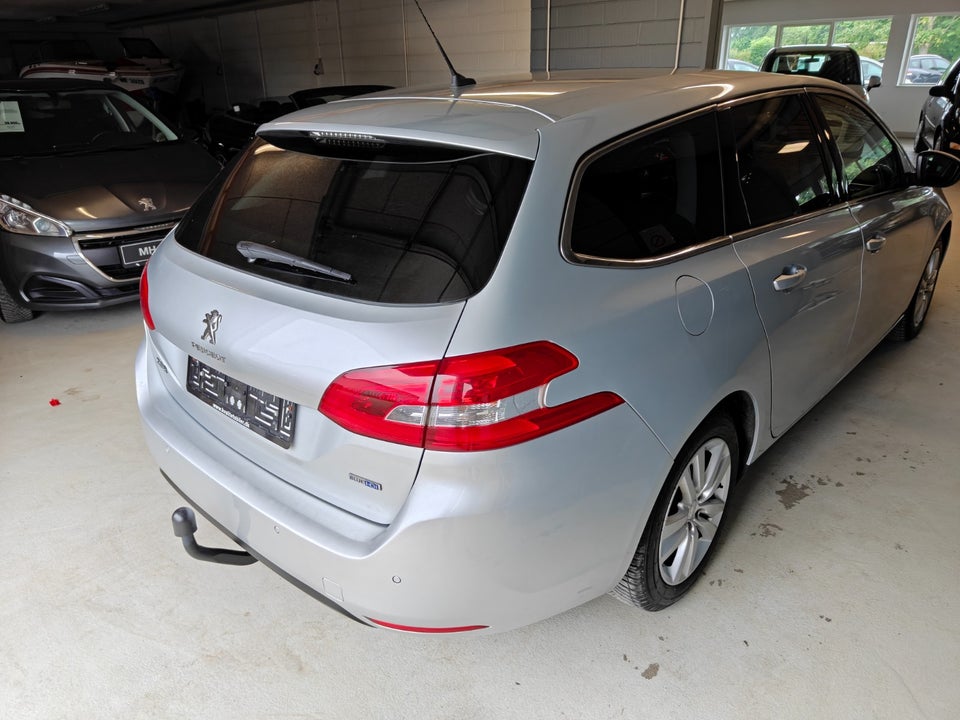 Peugeot 308 1,6 BlueHDi 120 Active SW 5d