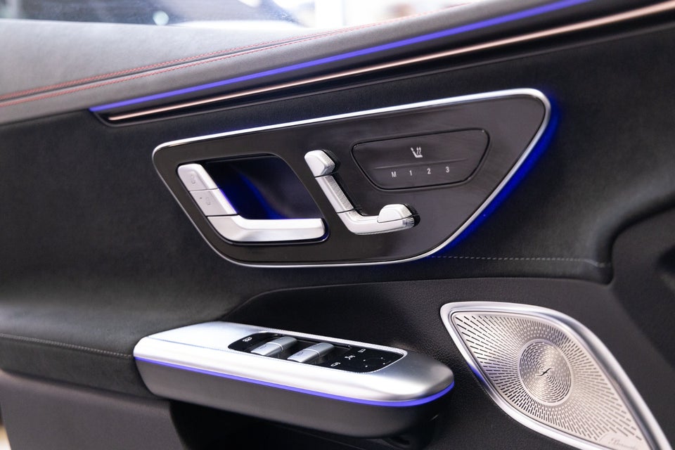 Mercedes EQE300 AMG Line 4d