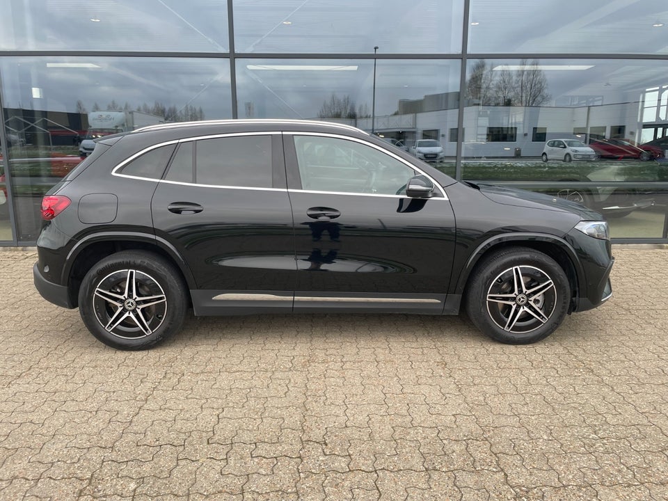 Mercedes EQA350 AMG Line 4Matic 5d