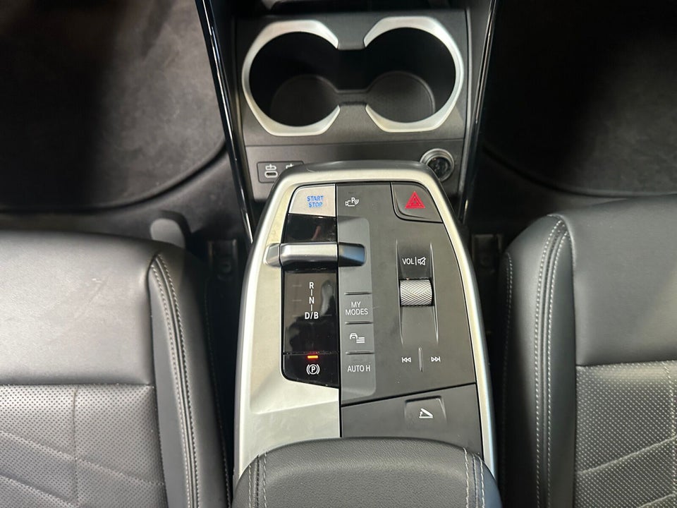 BMW iX1 eDrive20 X-Line 5d