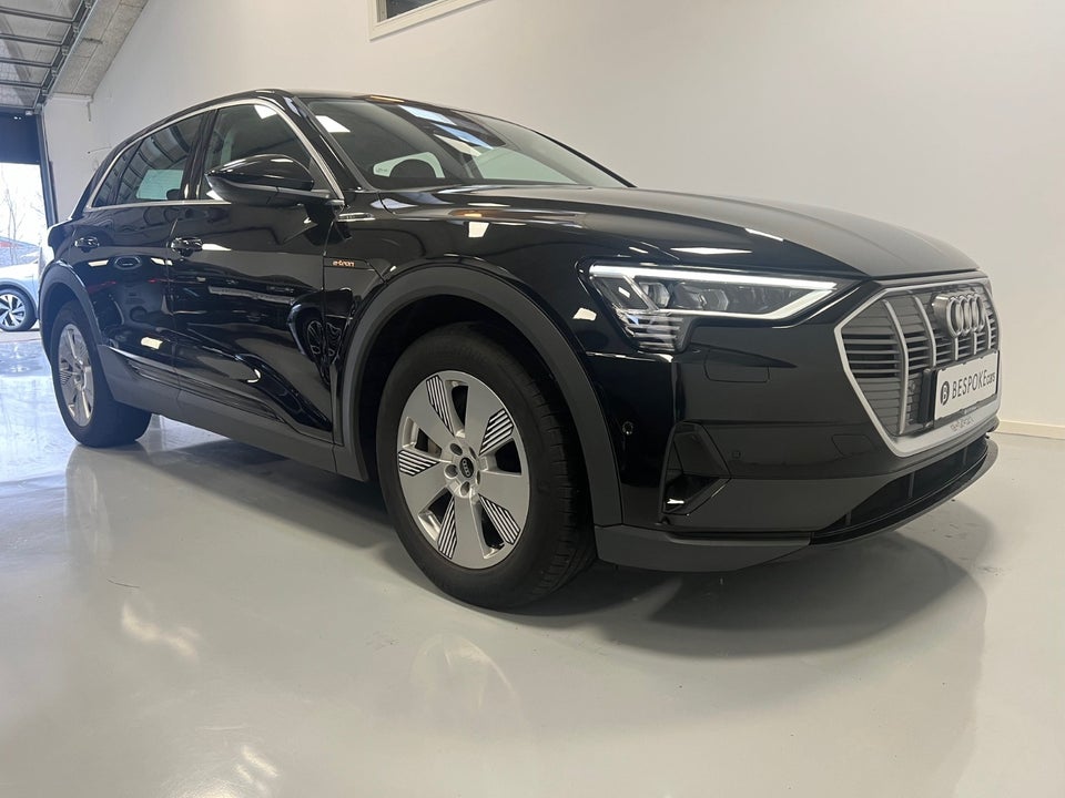 Audi e-tron 55 quattro 5d