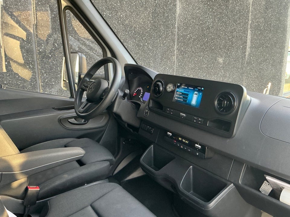 Mercedes Sprinter 317 2,0 CDi A3 Alukasse m/lift aut. RWD 2d
