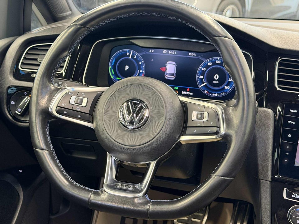 VW Golf VII 1,4 GTE DSG 5d