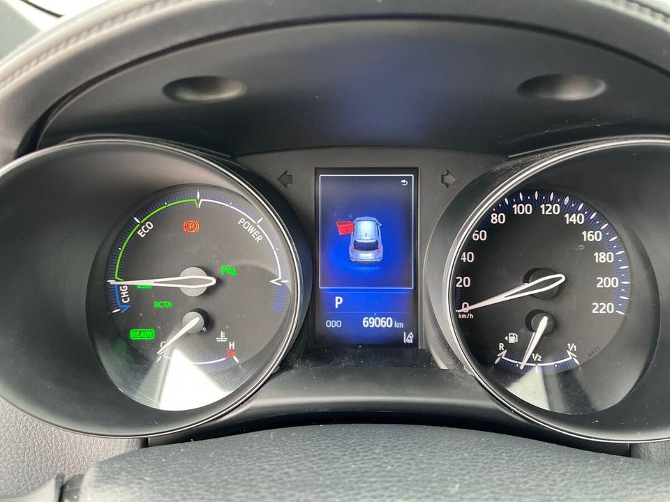 Toyota C-HR 1,8 Hybrid Premium Selected CVT 5d
