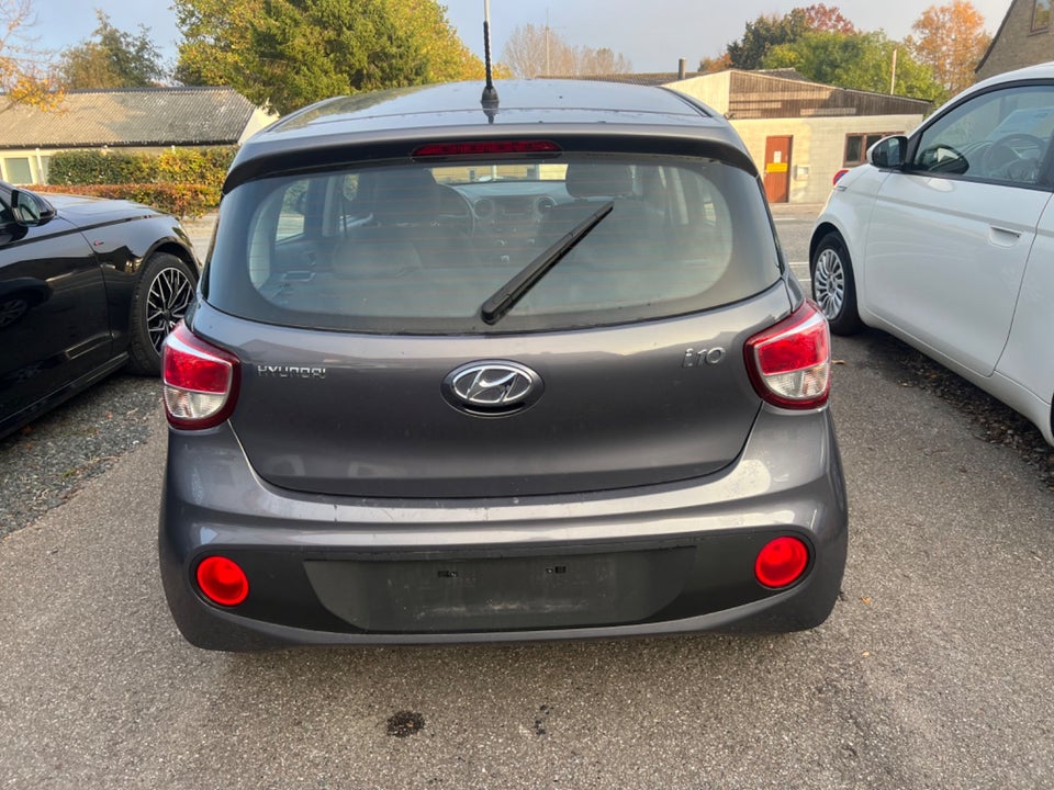 Hyundai i10 1,0 Premium 5d