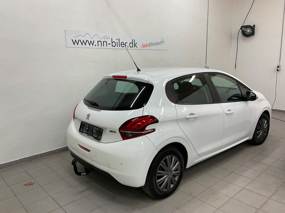 Peugeot 208 1,2 VTi 82 Active 5d
