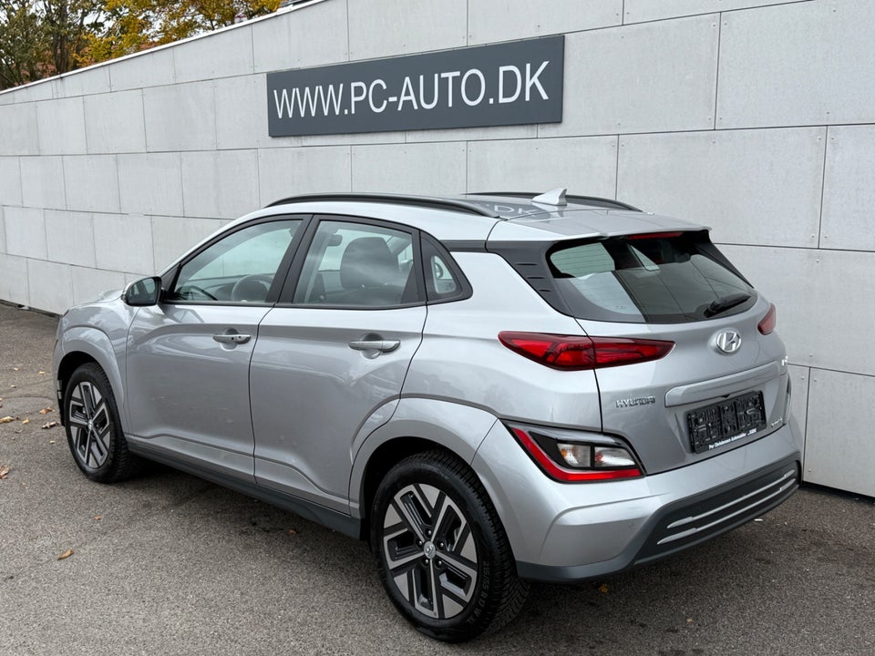 Hyundai Kona 39 EV Essential 5d