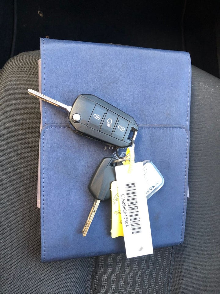 Peugeot 308 1,6 BlueHDi 120 Style SW 5d