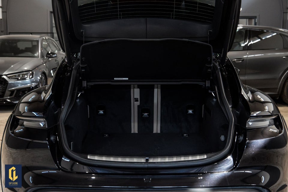 Porsche Taycan 4S Performance+ Cross Turismo 5d