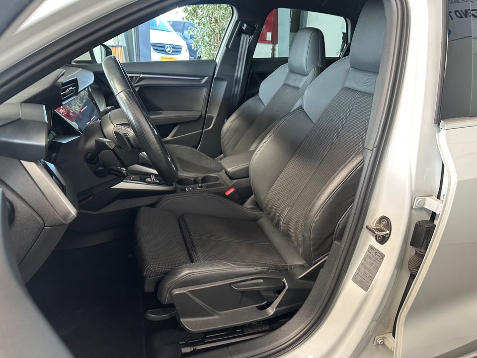 Audi A3 40 TFSi e S-line Sportback S-tr. 5d