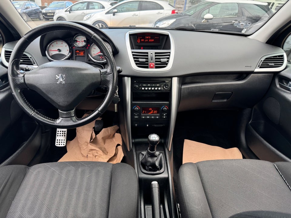 Peugeot 207 1,6 VTi Premium 5d