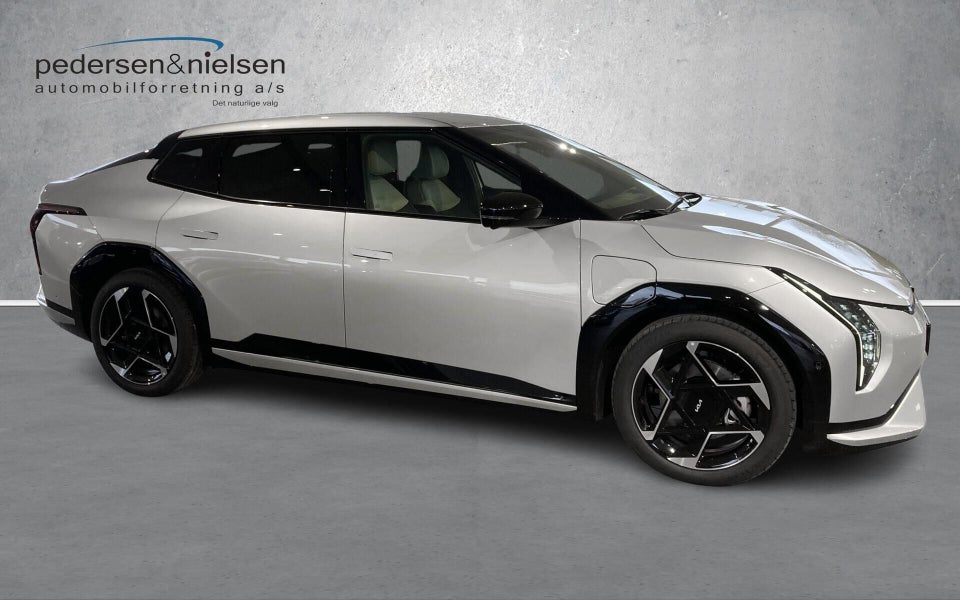 Kia EV4 81 Long Range GT-Line Fastback 4d