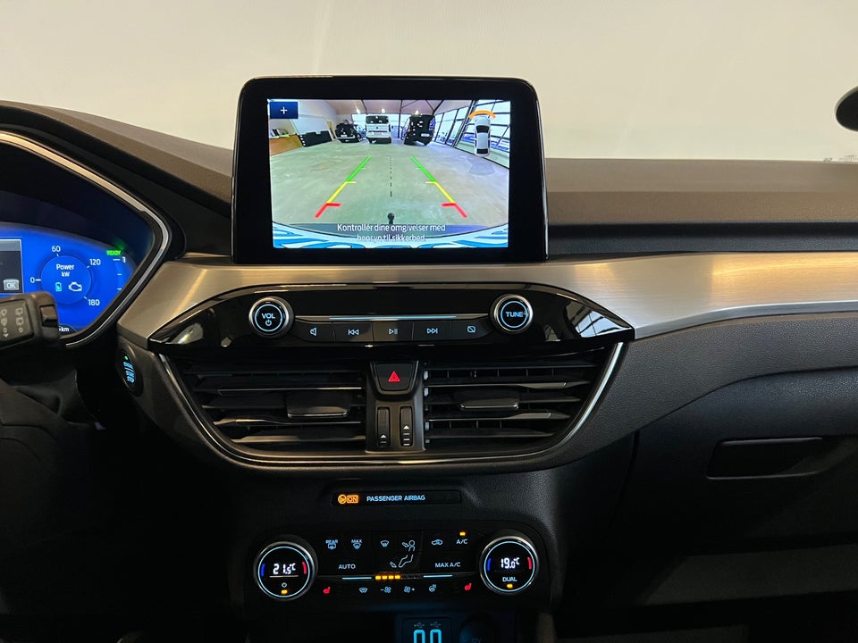 Ford Kuga 2,5 PHEV Titanium CVT 5d