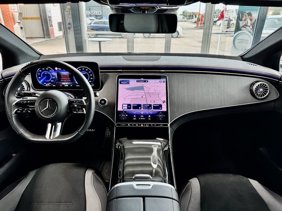 Mercedes EQE300 AMG Line 4d