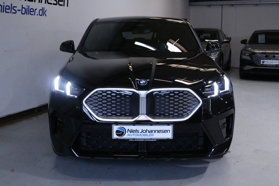 BMW iX2 eDrive20 M-Sport Premium 5d