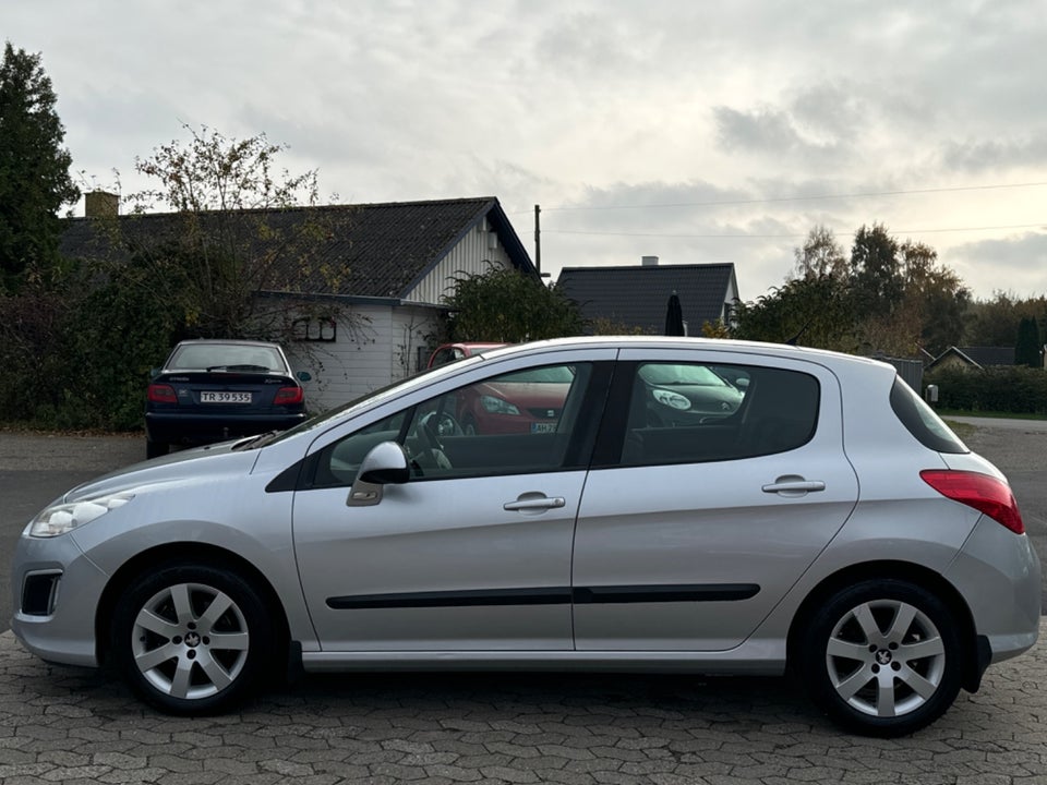 Peugeot 308 1,6 HDi 92 Access 5d