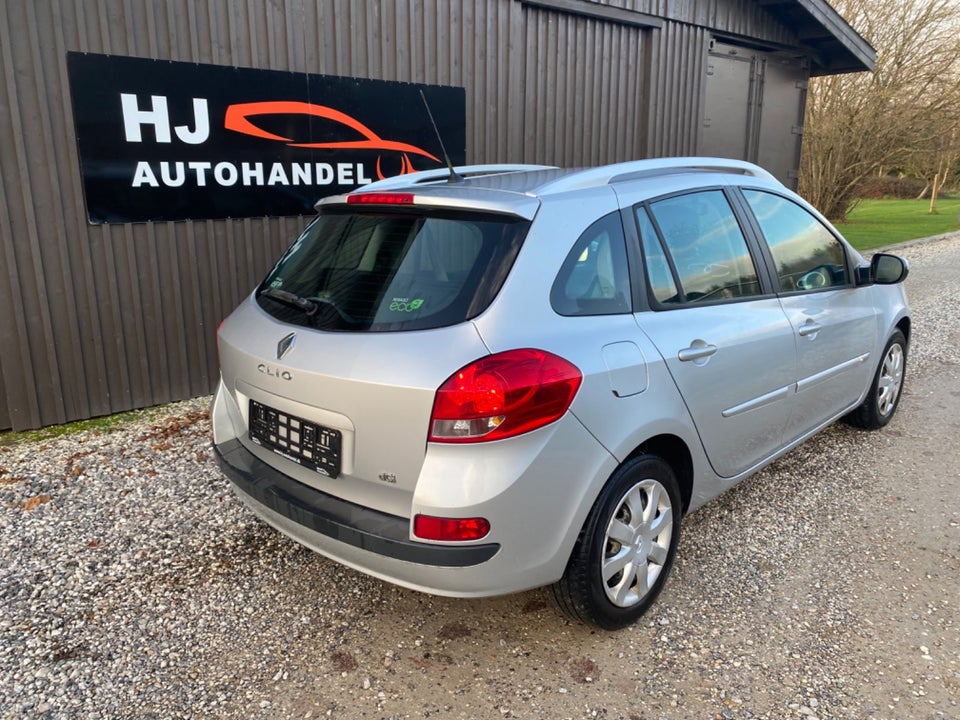 Renault Clio III 1,5 dCi 90 Expression 5d