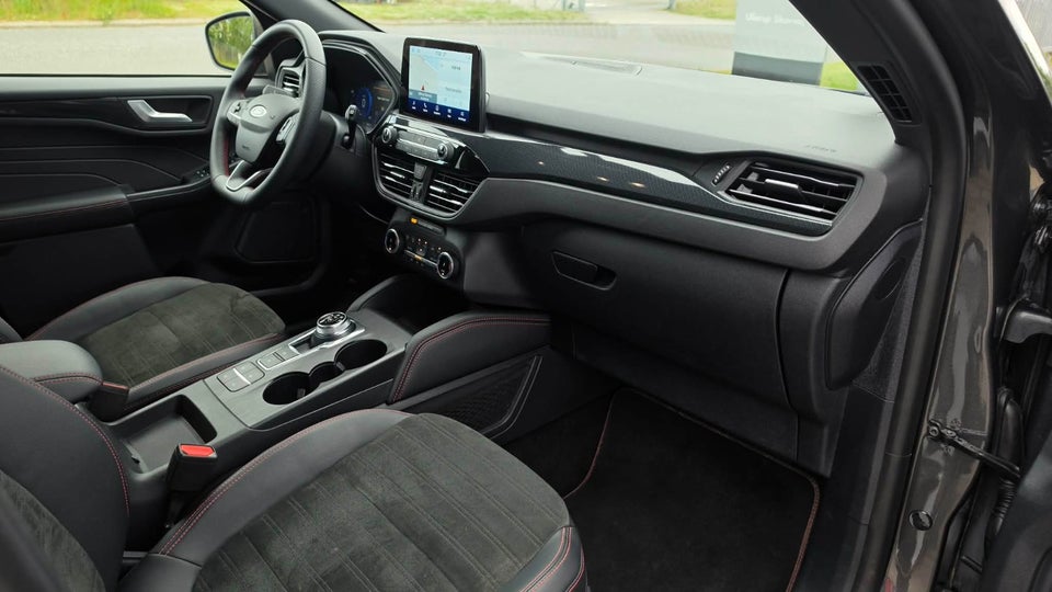 Ford Kuga 2,5 PHEV ST-Line X CVT 5d