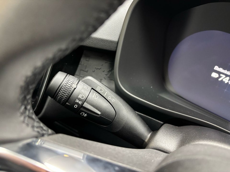 Volvo XC40 P6 ReCharge Core 5d