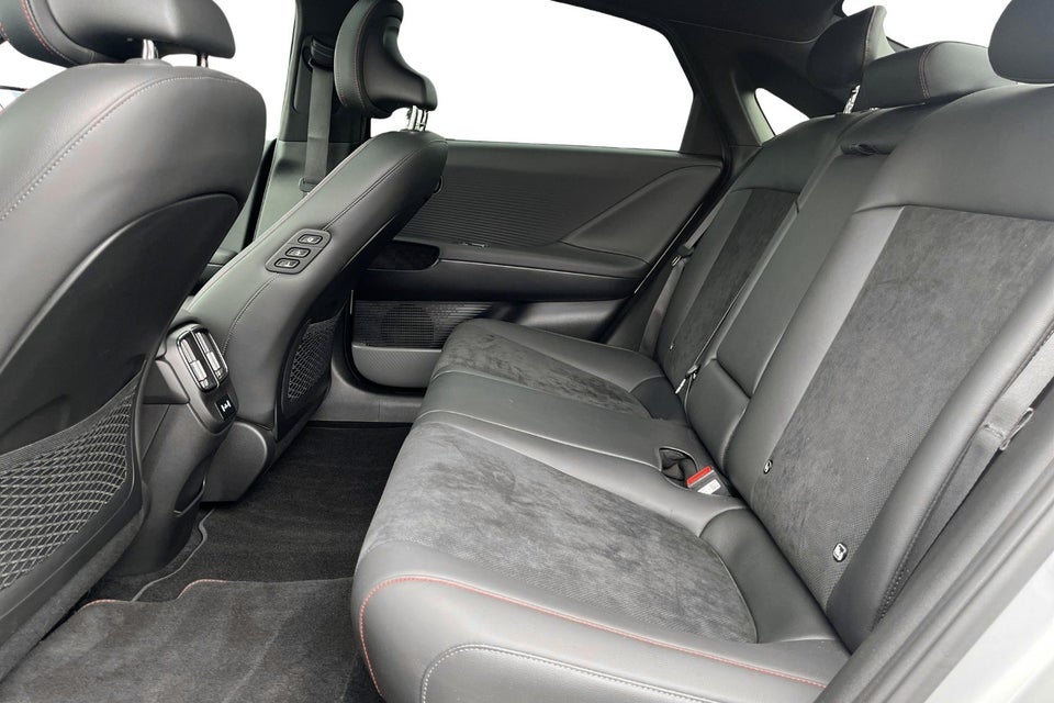 Hyundai Ioniq 6 84 N Line+ 4d