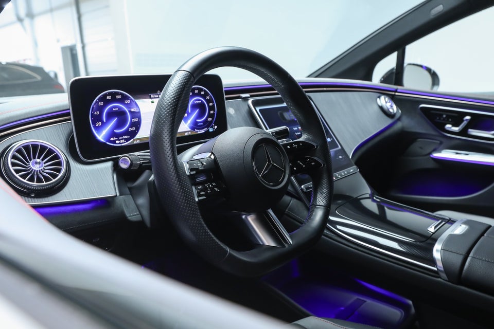 Mercedes EQE350 AMG Line 4d