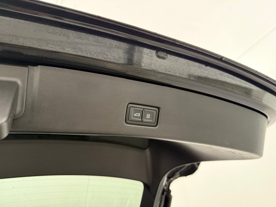 Audi Q4 e-tron 40 S-line Sportback 5d