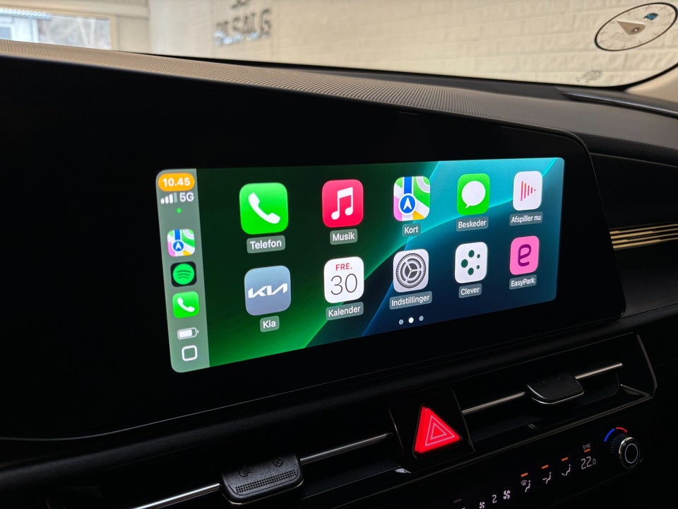 Kia Niro 64 EV Access 5d