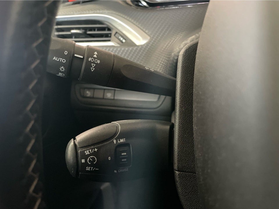 Peugeot 208 1,2 e-THP 110 Sport 5d