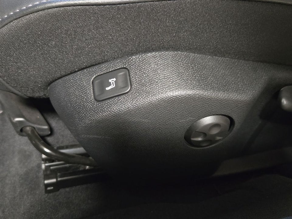 Peugeot 508 1,6 Hybrid Allure Pack SW EAT8 5d