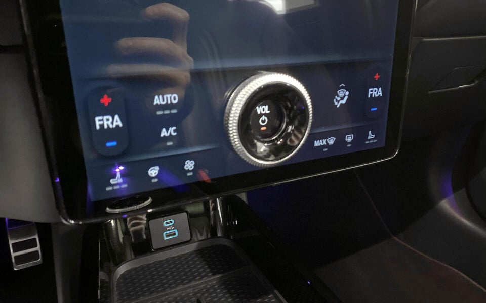 Ford Mustang Mach-E 88 Extended Range AWD 5d