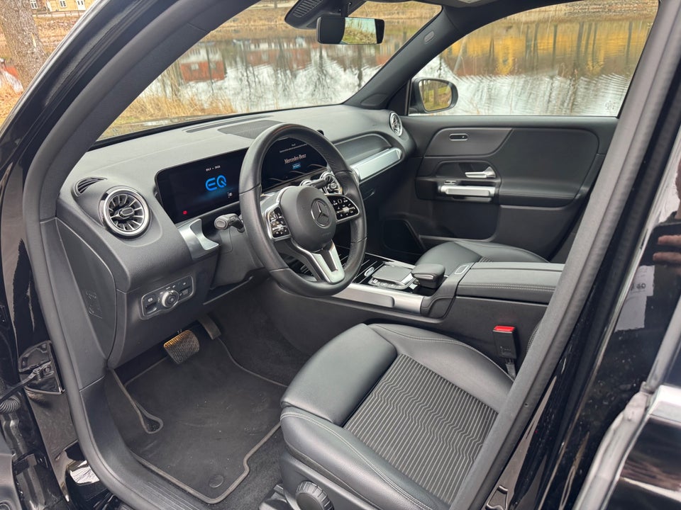 Mercedes EQB250 Progressive 5d