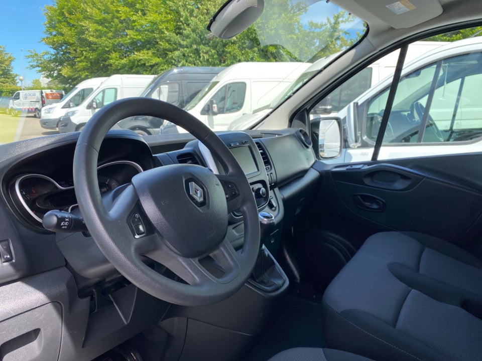 Renault Trafic T29 2,0 dCi 145 L2H2